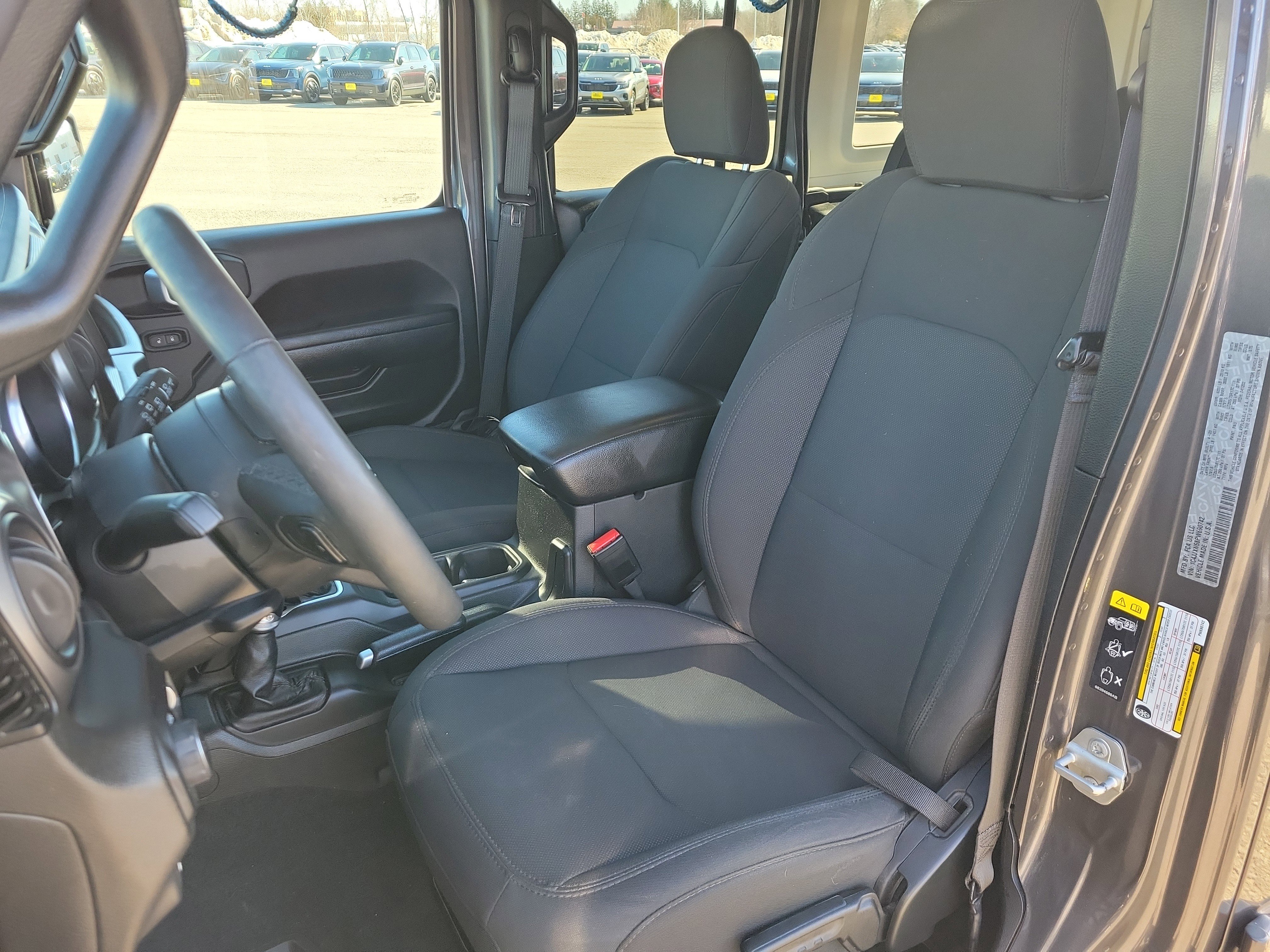 Used 2023 Jeep Wrangler Unlimited w/ Cold Weather Group image 14