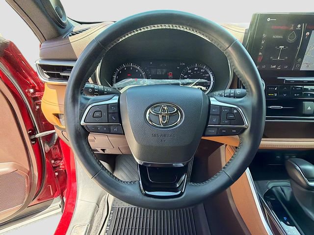 Used 2020 Toyota Highlander Platinum AWD/4WD image 41