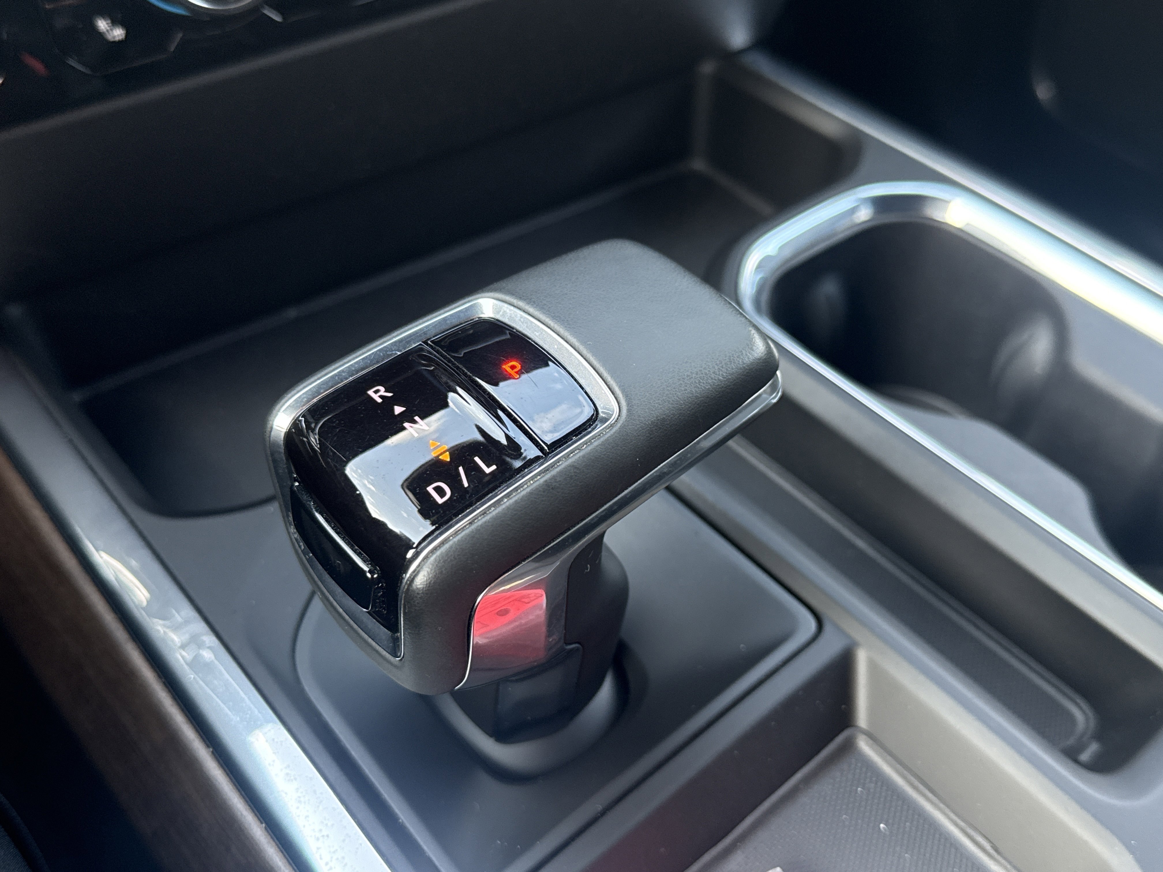 Used 2023 Chevrolet Silverado 1500 High Country w/ High Country Premium Package AWD/4WD image 24