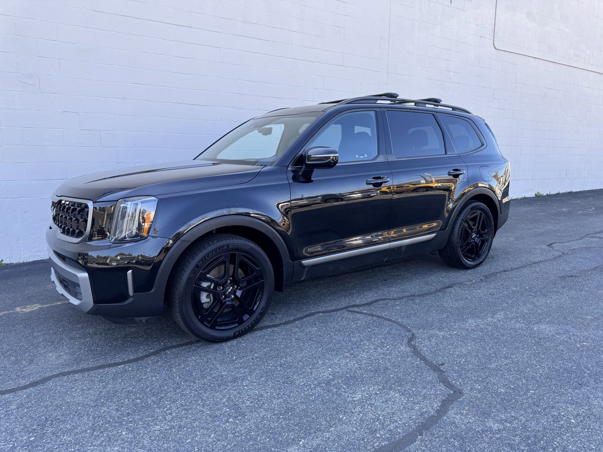 Used 2023 Kia Telluride SX X-Line image 1