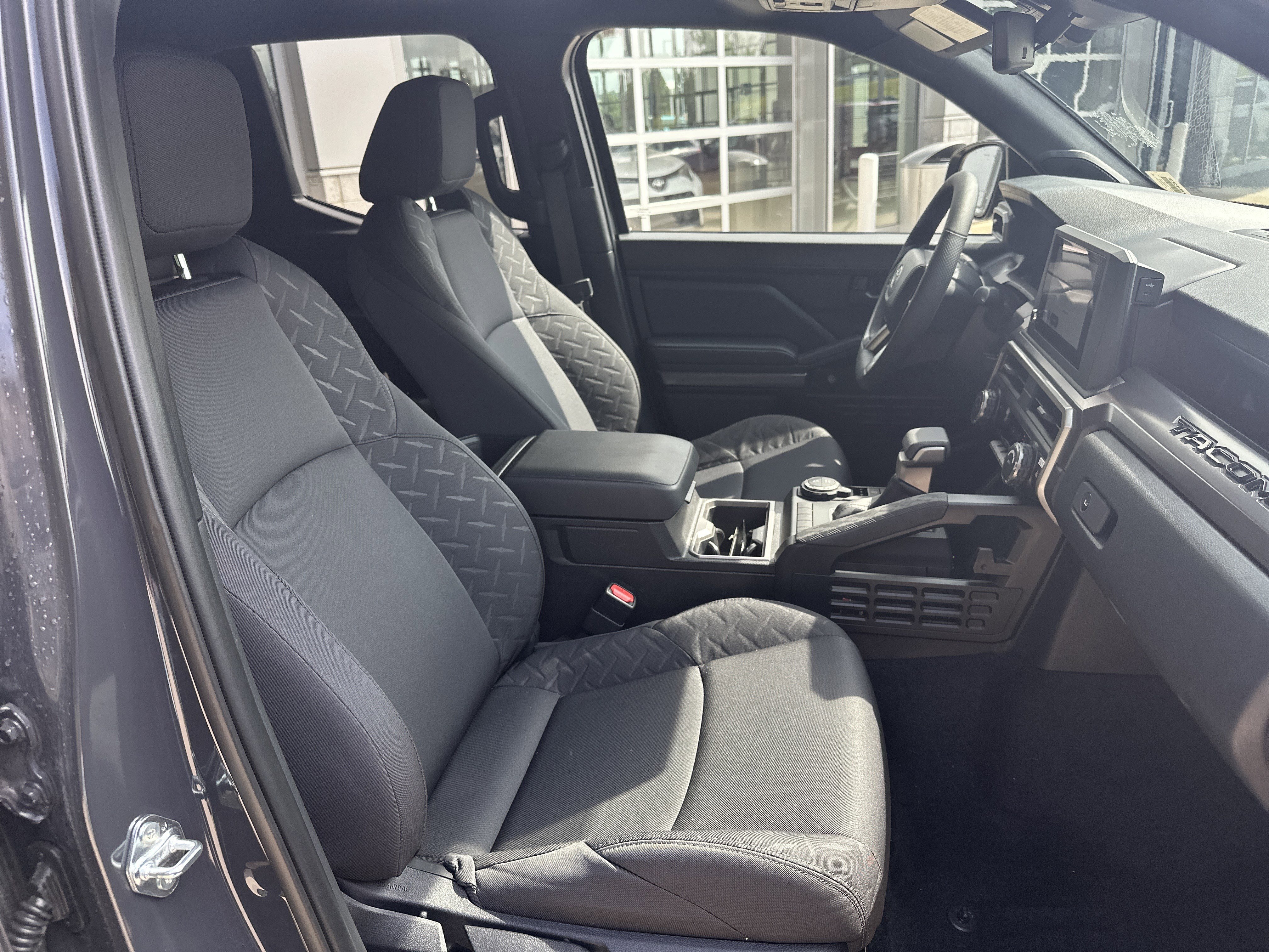 Used 2026 Toyota Tacoma SR5 AWD/4WD image 25
