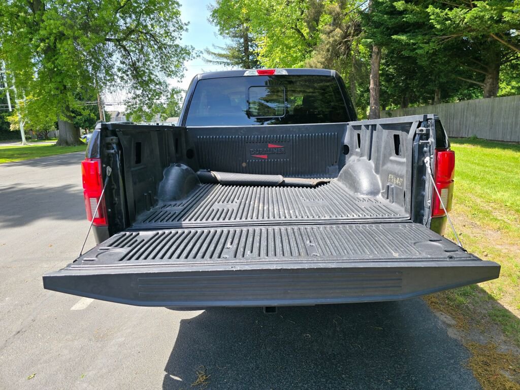 Used 2020 Ford F150 Lariat image 6