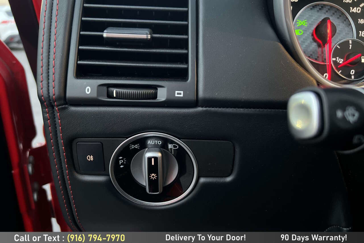 Used 2017 Mercedes-Benz G 63 AMG 4MATIC image 28