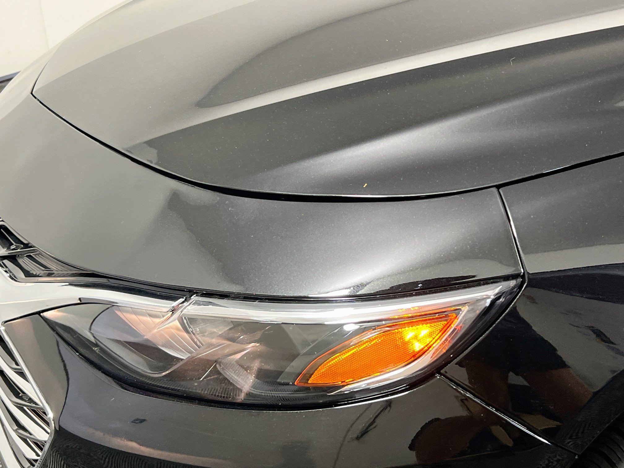 Used 2025 Chevrolet Malibu LT FWD image 11