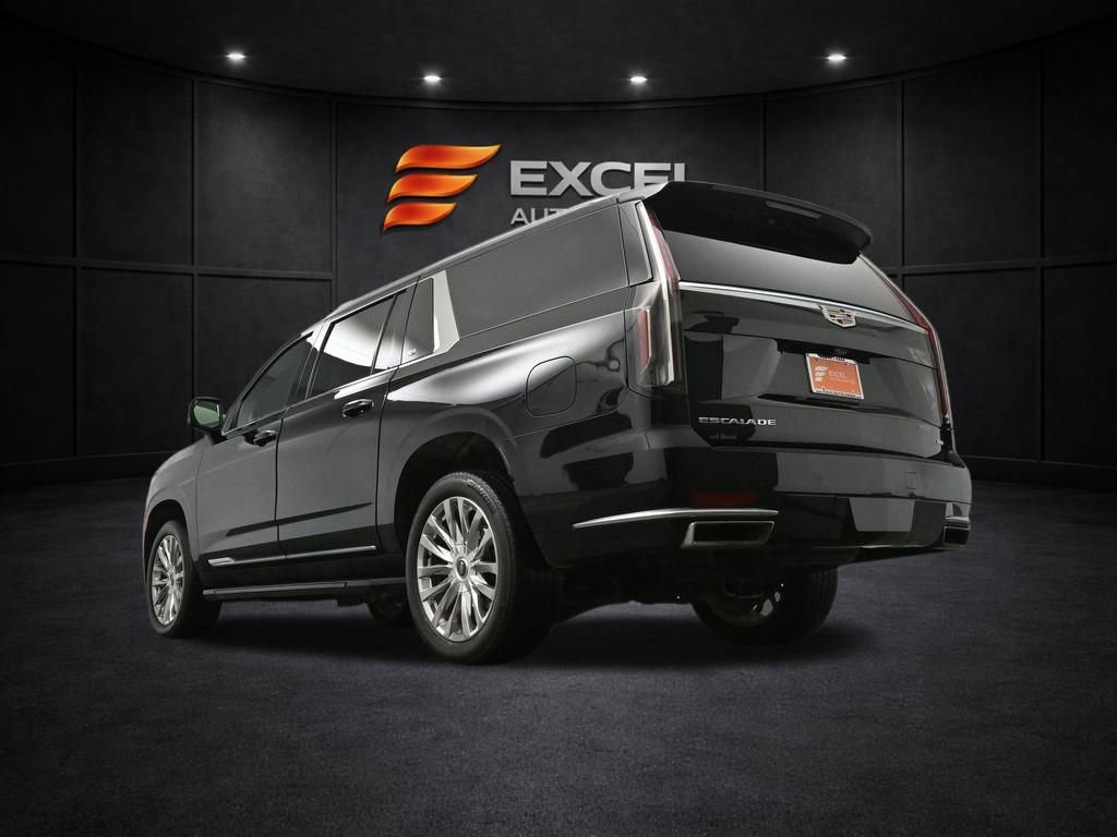 Used 2023 Cadillac Escalade ESV Premium Luxury image 45