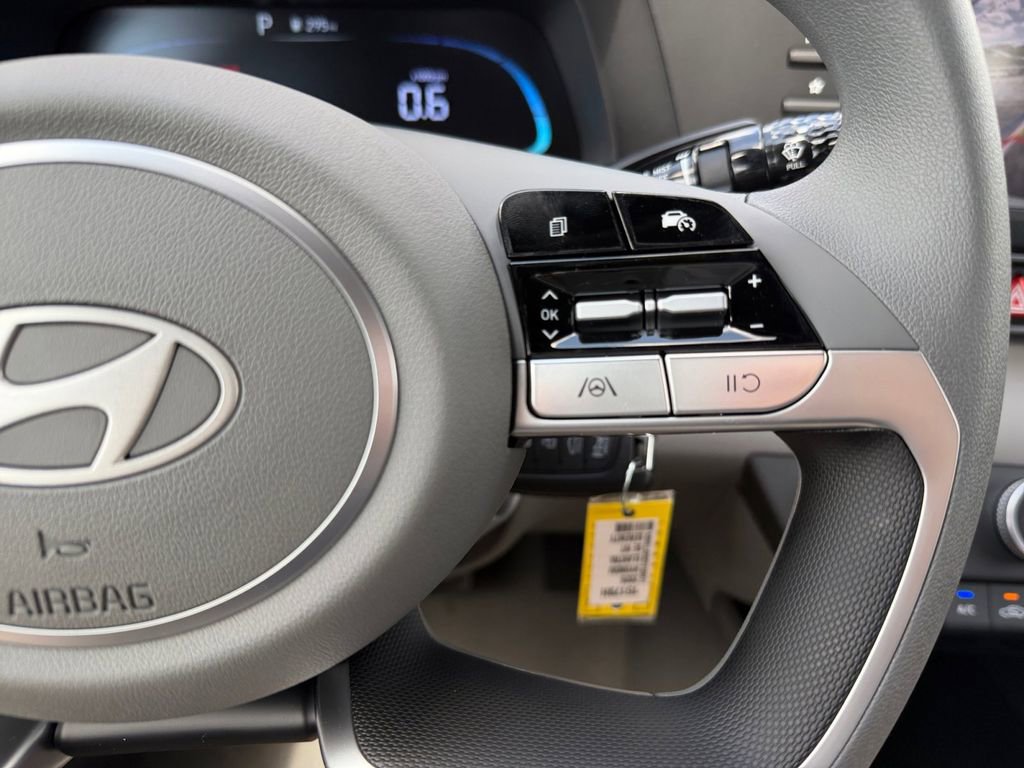 New 2026 Hyundai Elantra SE FWD image 22
