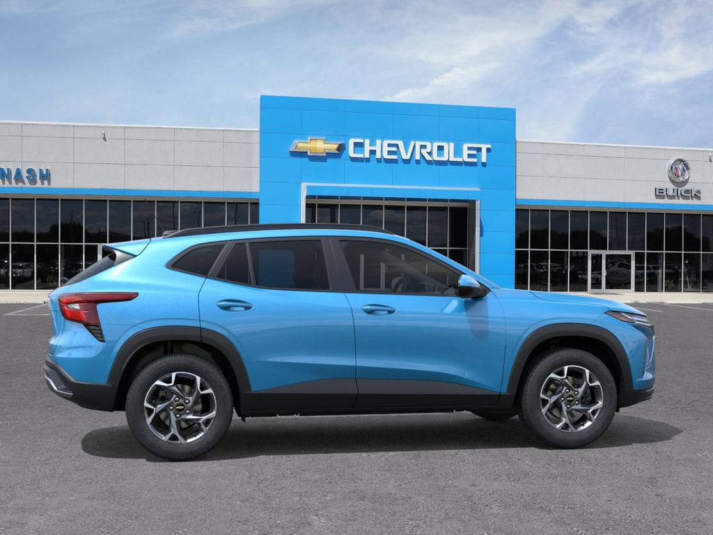 New 2026 Chevrolet Trax LT w/ Driver Confidence Package FWD image 5