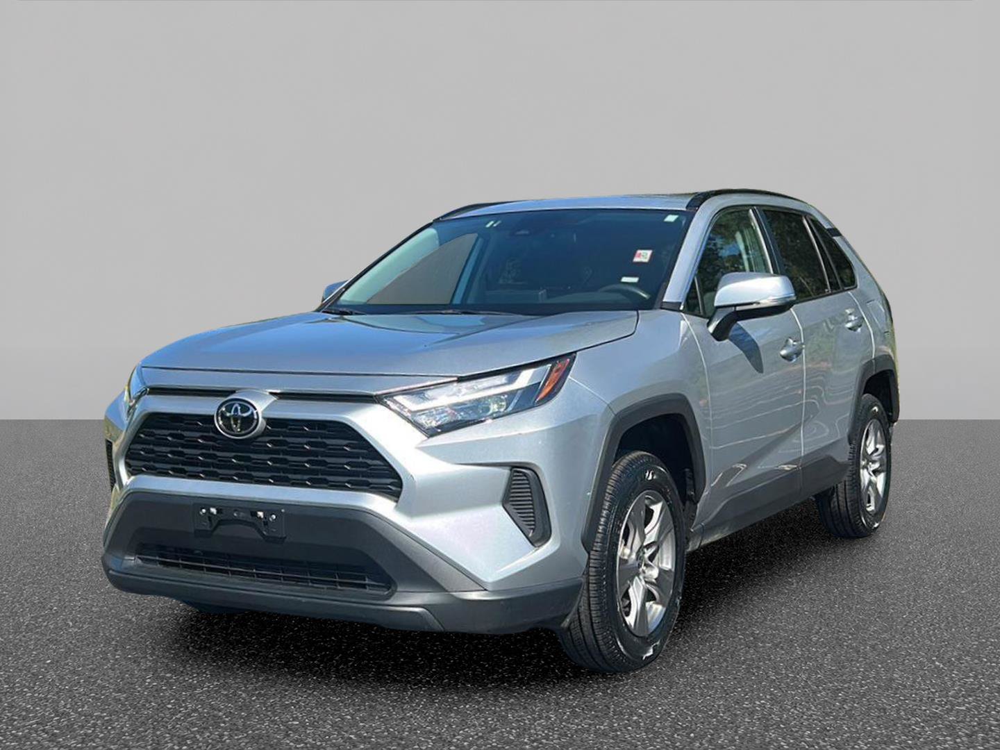 Used 2025 Toyota RAV4 XLE