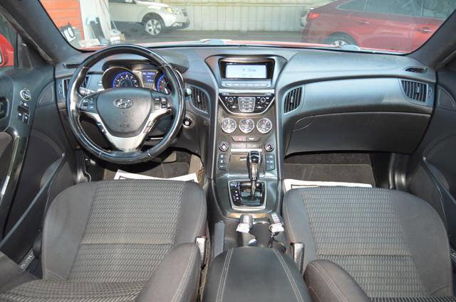 Used 2014 Hyundai Genesis 2.0T image 39