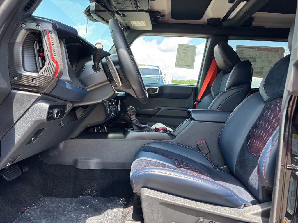 New 2025 Ford Bronco Raptor w/ Interior Carbon Fiber Pack image 7