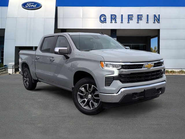 Used 2024 Chevrolet Silverado 1500 LT AWD/4WD image 1