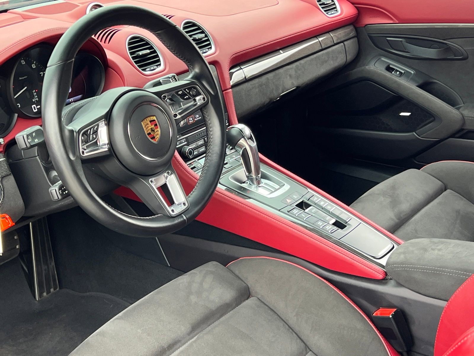 Certified 2021 Porsche 718 Boxster Spyder RWD image 4