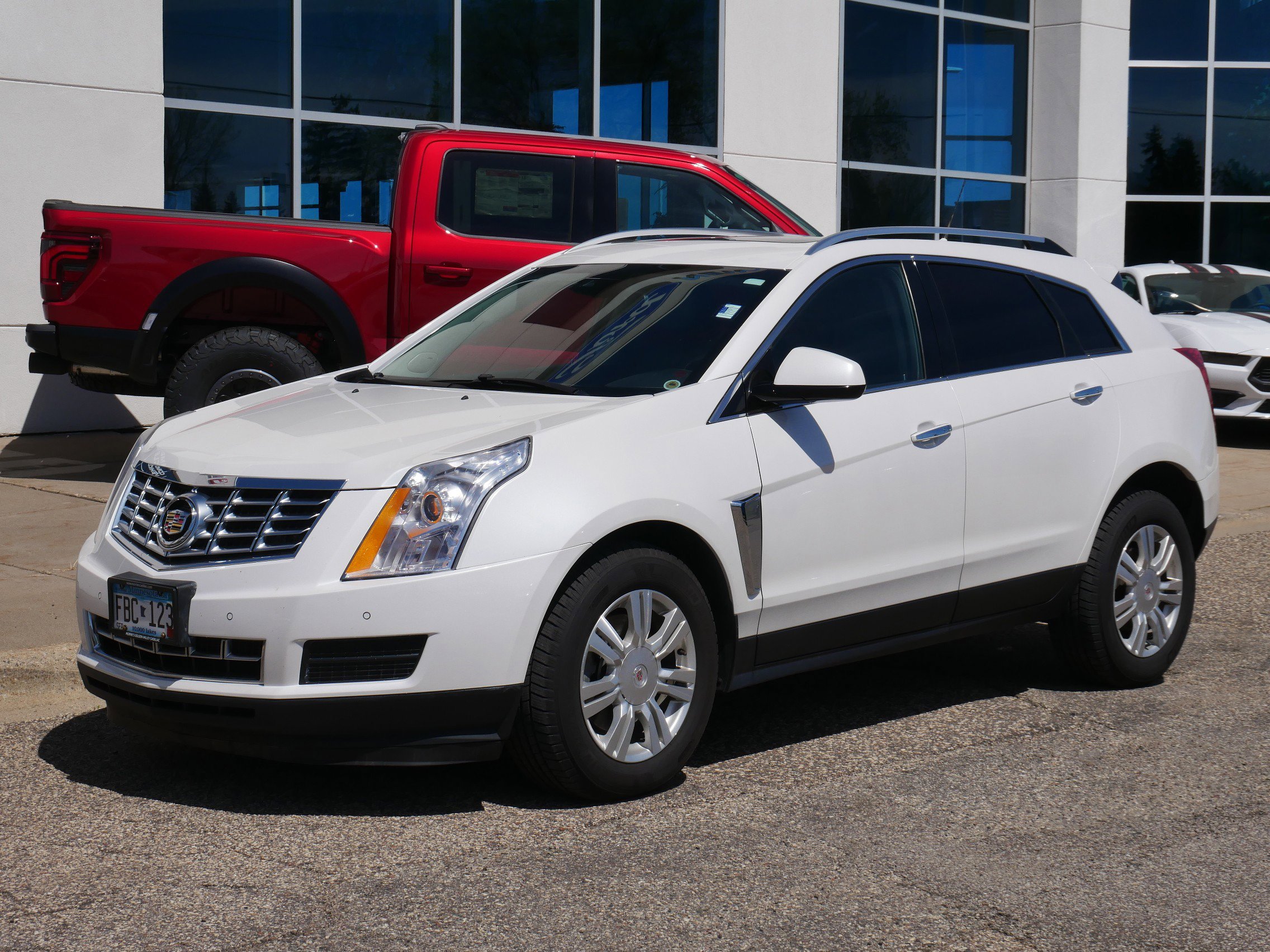 Used 2013 Cadillac SRX Luxury w/ Driver Awareness Package AWD/4WD image 25
