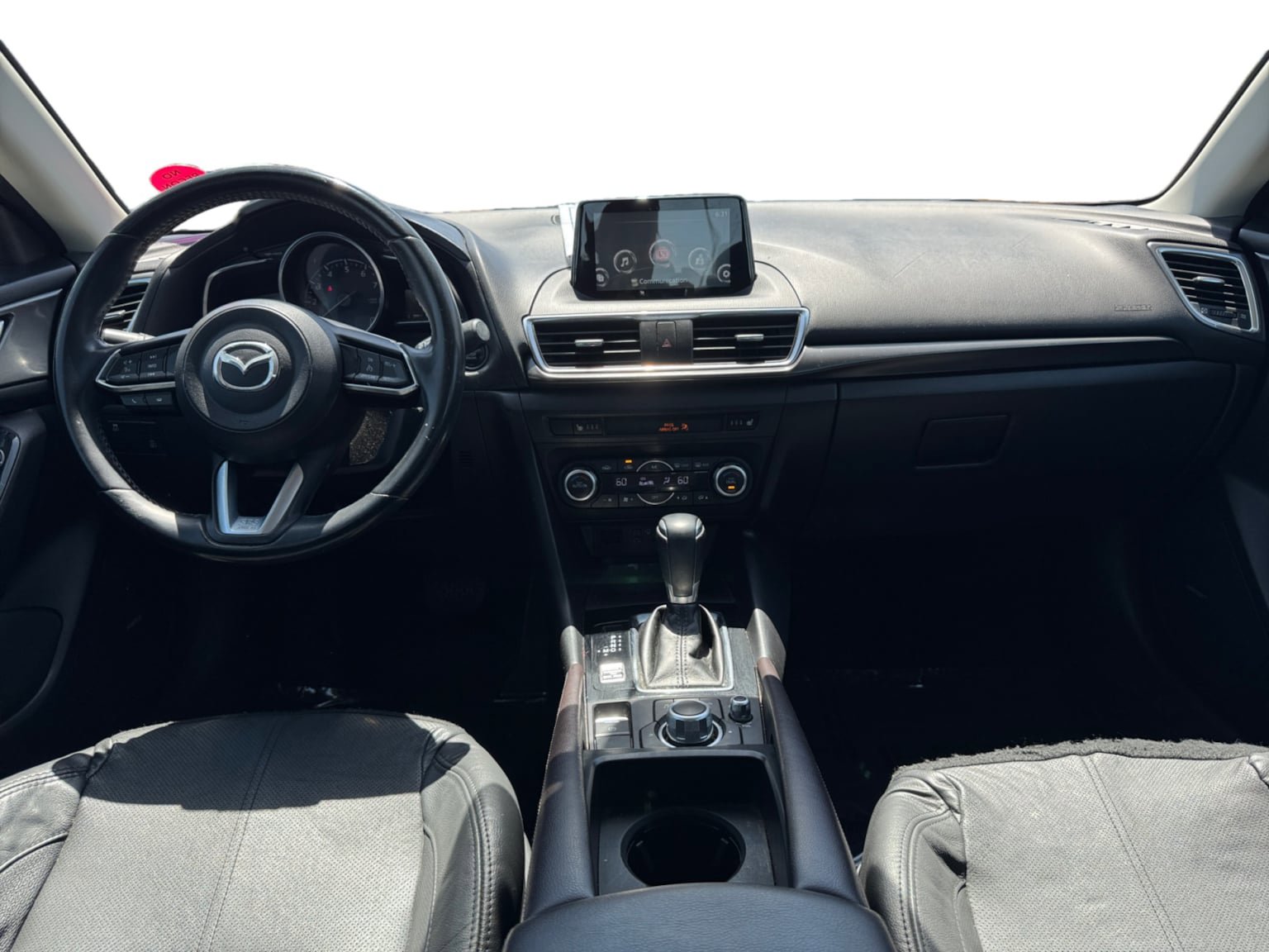 Used 2018 MAZDA MAZDA3 Grand Touring FWD image 12