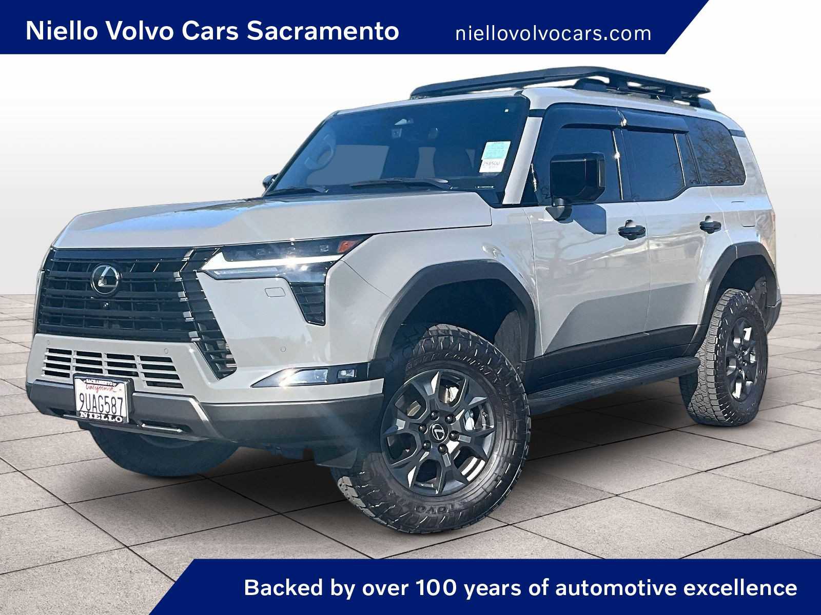 Used 2025 Lexus GX 550 image 1