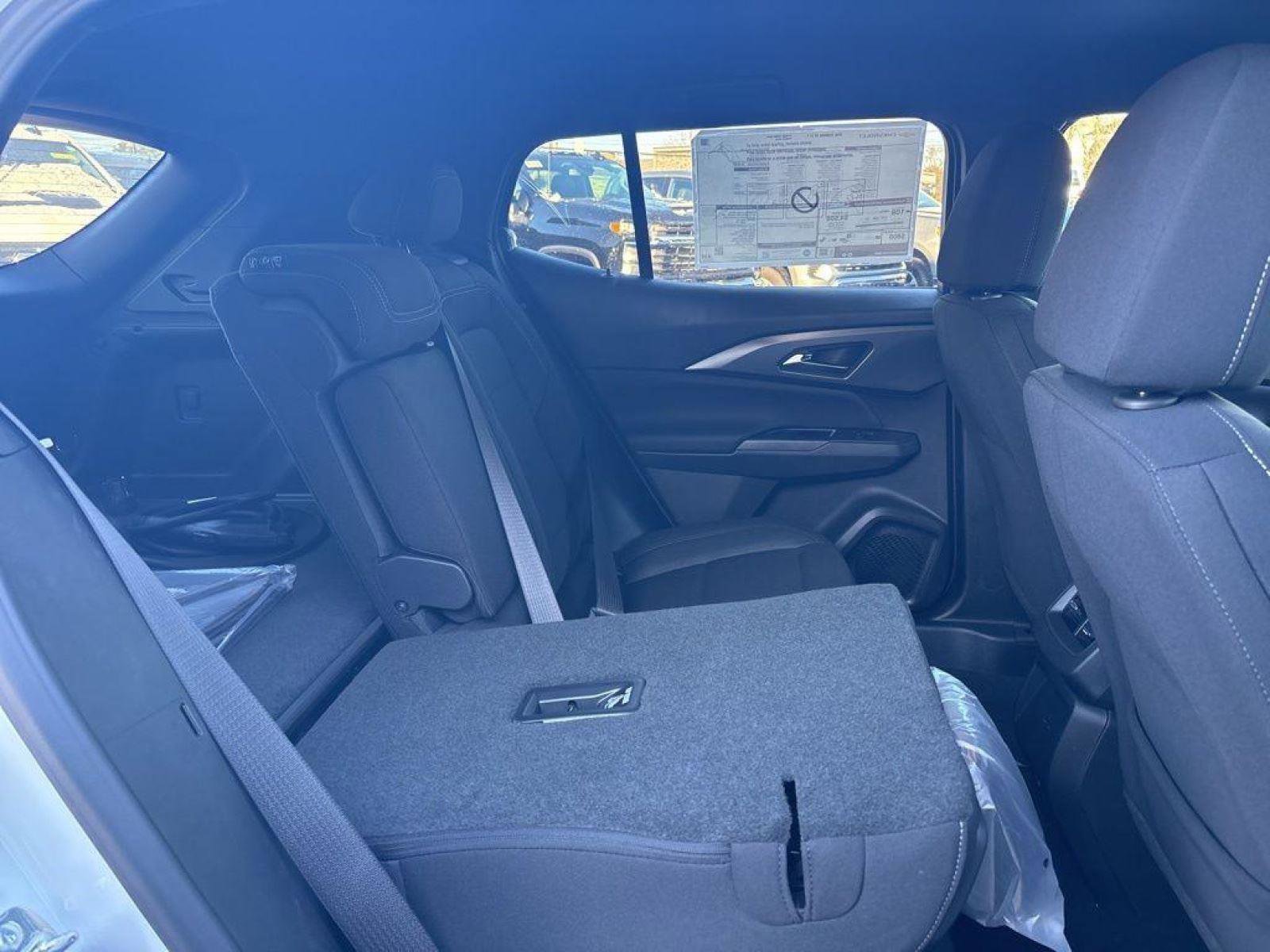 New 2026 Chevrolet Equinox EV LT FWD image 29