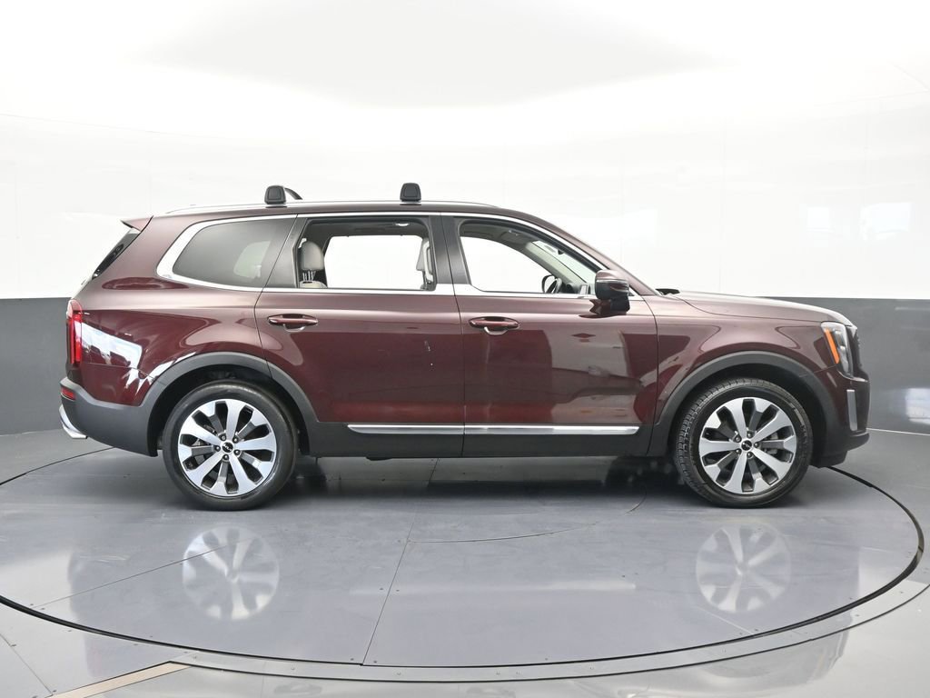 Used 2022 Kia Telluride EX w/ EX Premium Package image 7