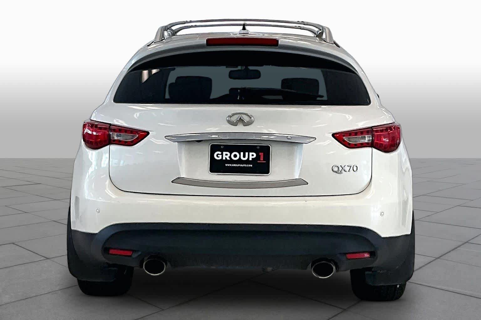 Used 2014 INFINITI QX70 AWD w/ Premium Package image 4