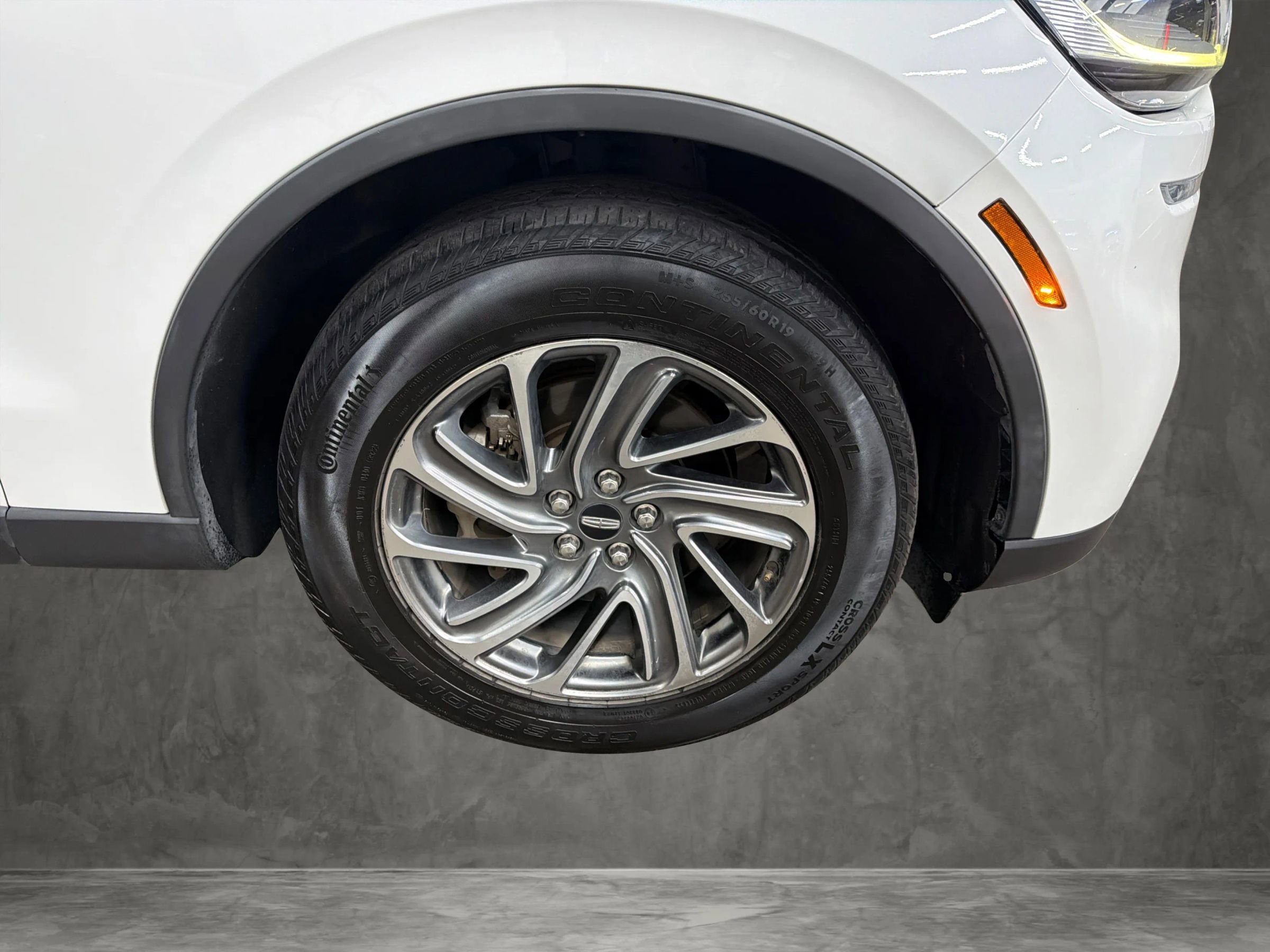 Used 2021 Lincoln Aviator AWD w/ Elements Package image 10