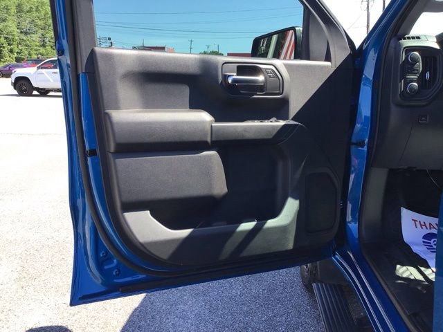 Used 2022 Chevrolet Silverado 1500 Custom Trail Boss AWD/4WD image 9
