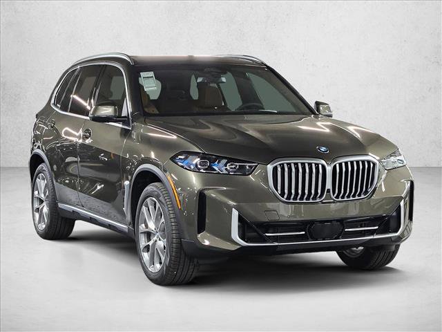 Used 2026 BMW X5 xDrive40i w/ Executive Package AWD/4WD image 3