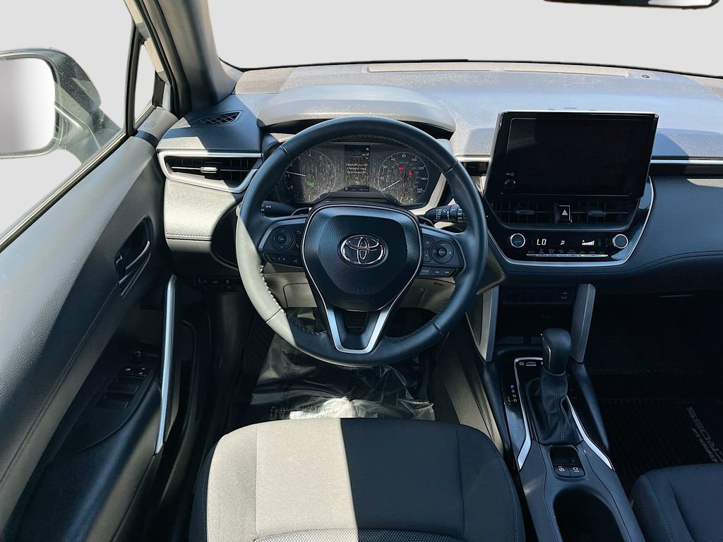 Used 2025 Toyota Corolla Cross AWD Hybrid image 21