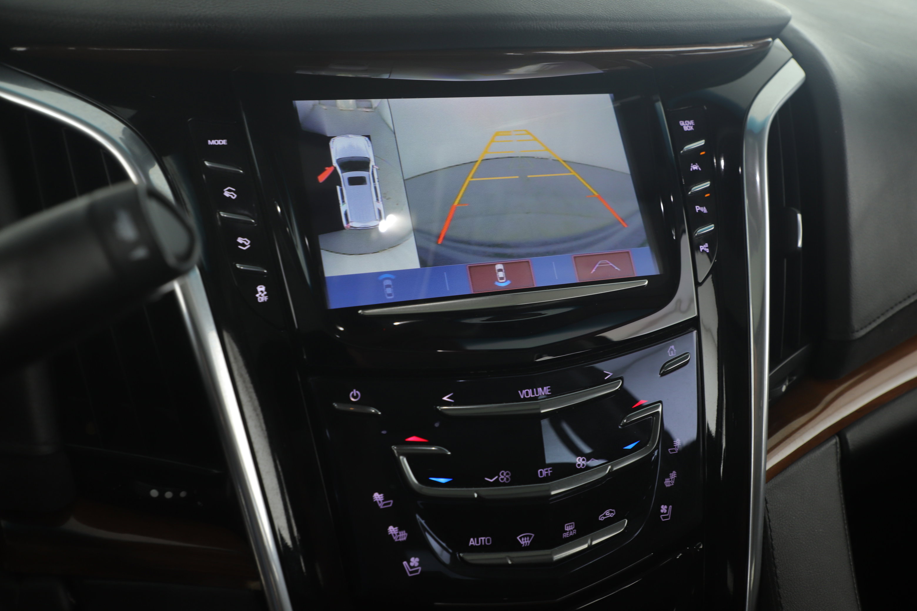 Used 2017 Cadillac Escalade Premium Luxury image 14