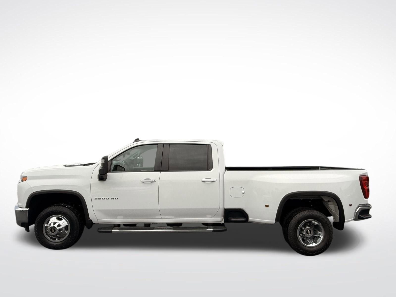 Used 2023 Chevrolet Silverado 3500 LT w/ Convenience Package image 9