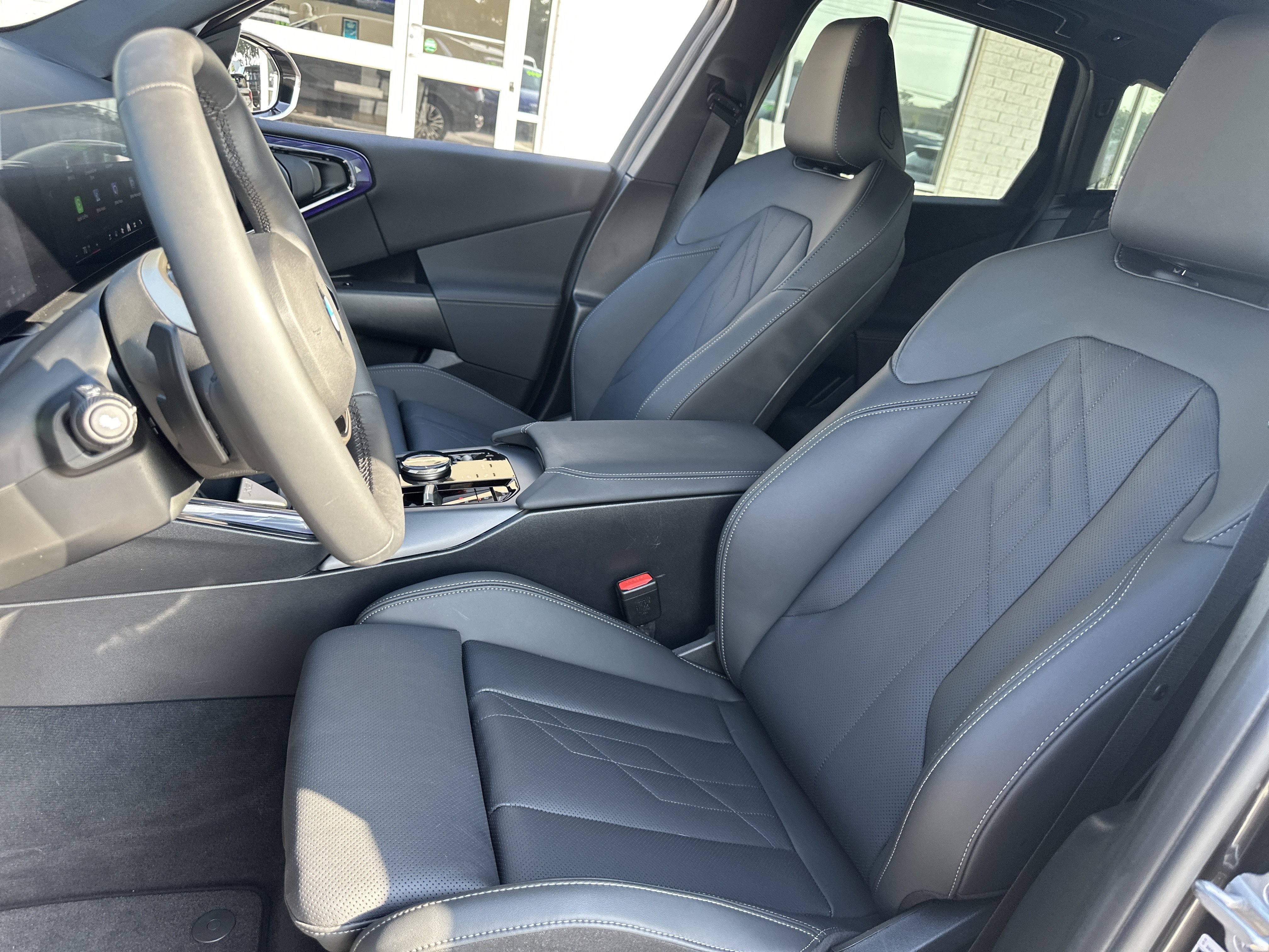 Used 2025 BMW X3 xDrive30i w/ Premium Package AWD/4WD image 10