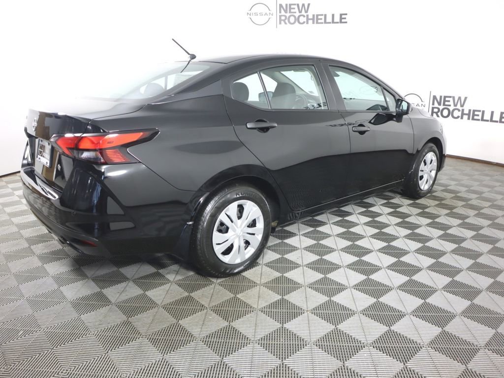 Certified 2025 Nissan Versa S w/ Trunk Package image 7