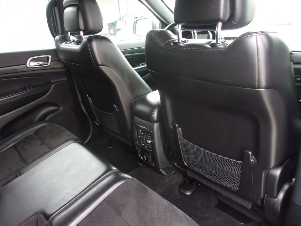 Used 2022 Jeep Grand Cherokee Laredo X image 14