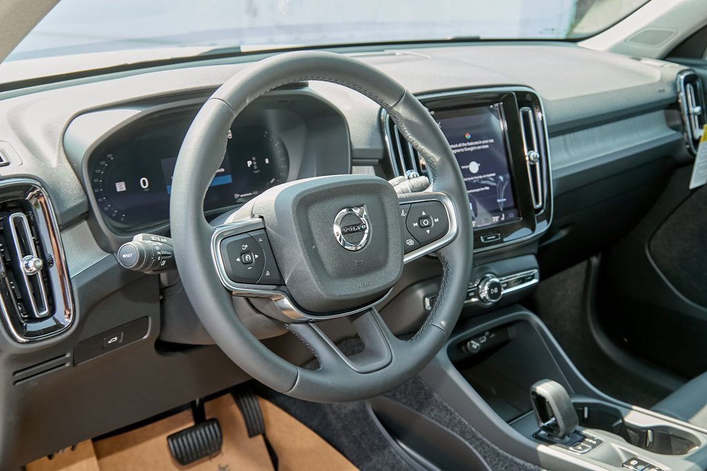 New 2026 Volvo XC40 B5 Core image 11