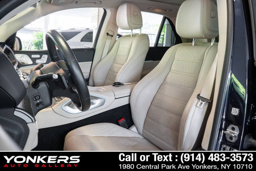Used 2022 Mercedes-Benz GLE 350 4MATIC w/ Premium Package image 27