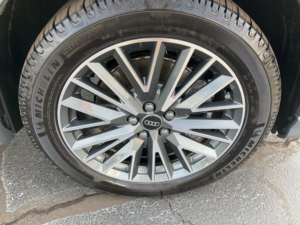 Used 2024 Audi Q3 2.0T Premium Plus image 27