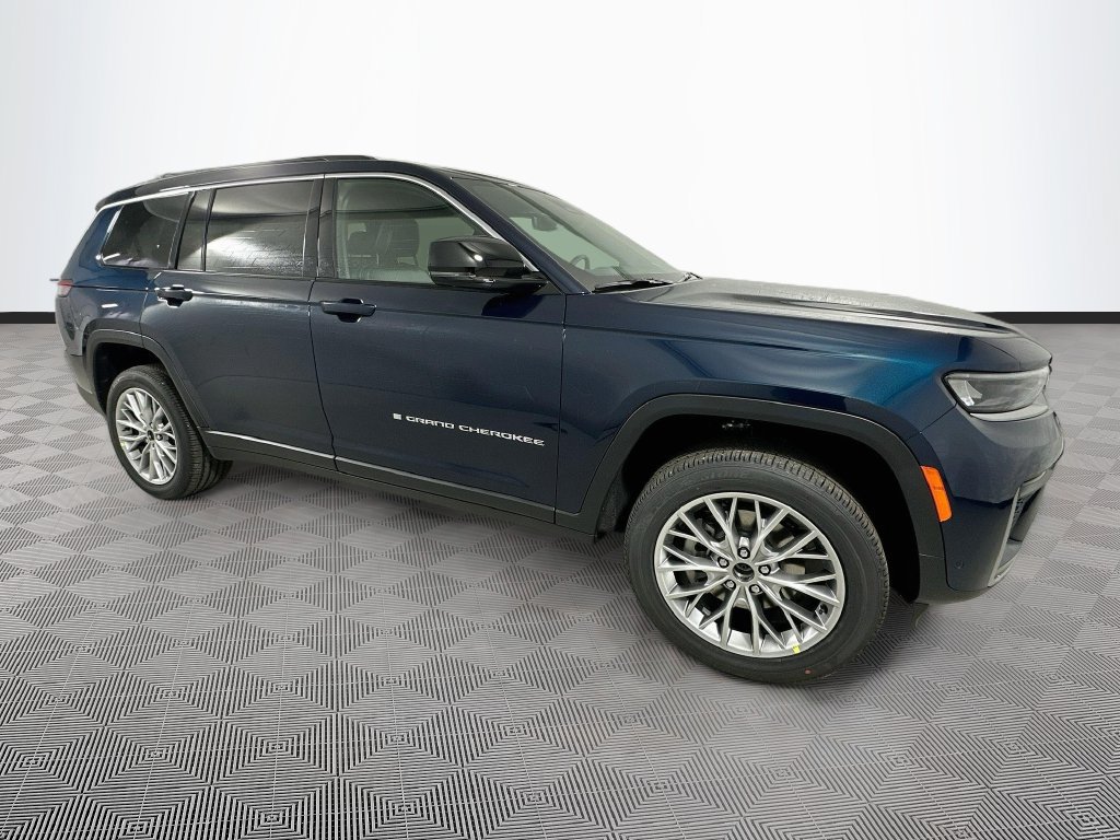 New 2027 Jeep Grand Cherokee L Limited AWD/4WD image 3