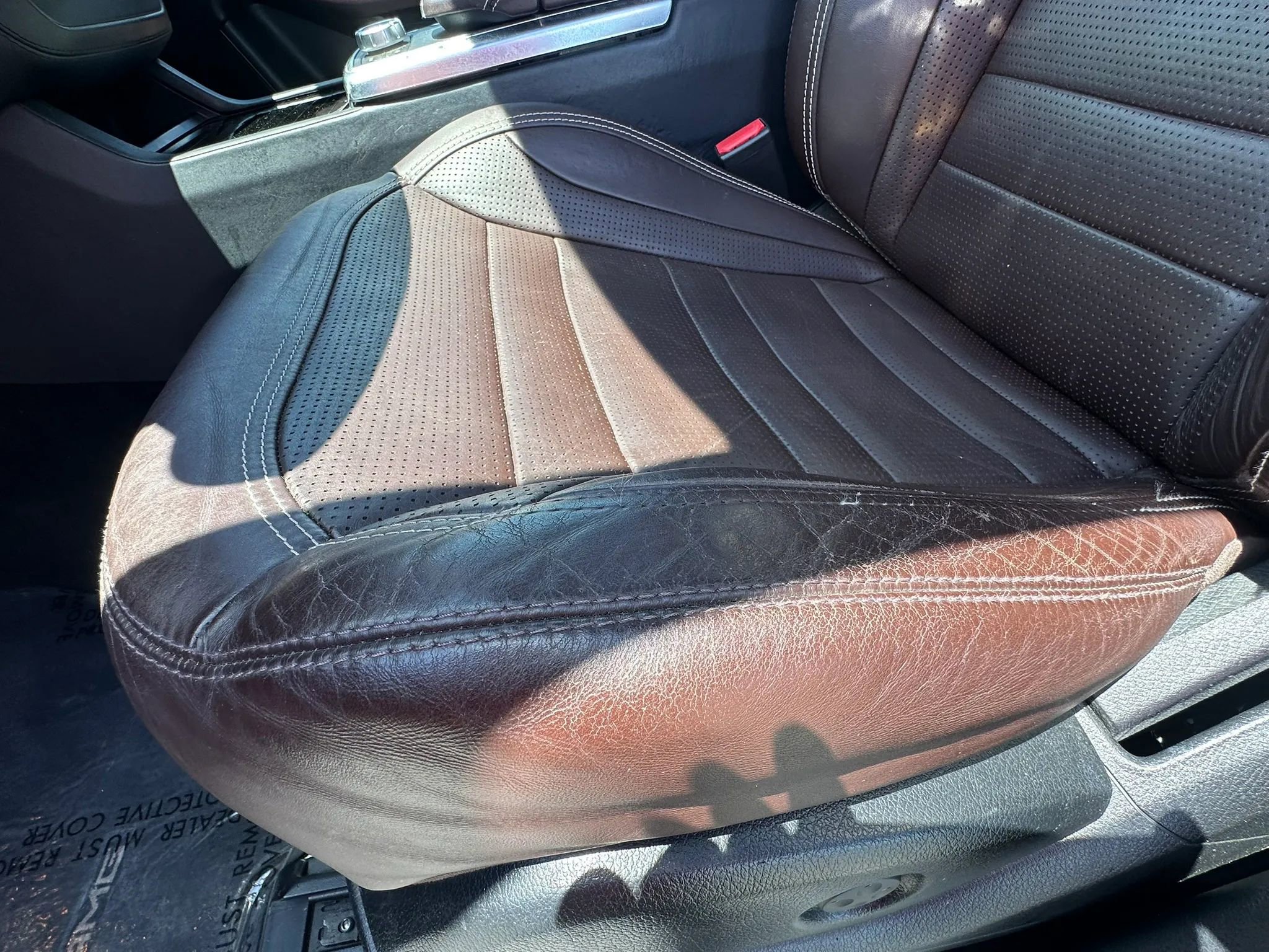 Used 2012 Mercedes-Benz ML 63 AMG 4MATIC w/ AMG Performance Pkg image 45