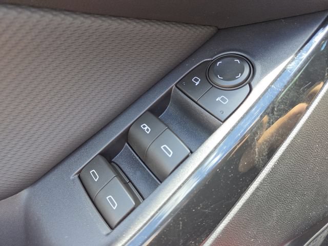 New 2026 Chevrolet Equinox LT w/ Safety and Technology Package FWD image 9