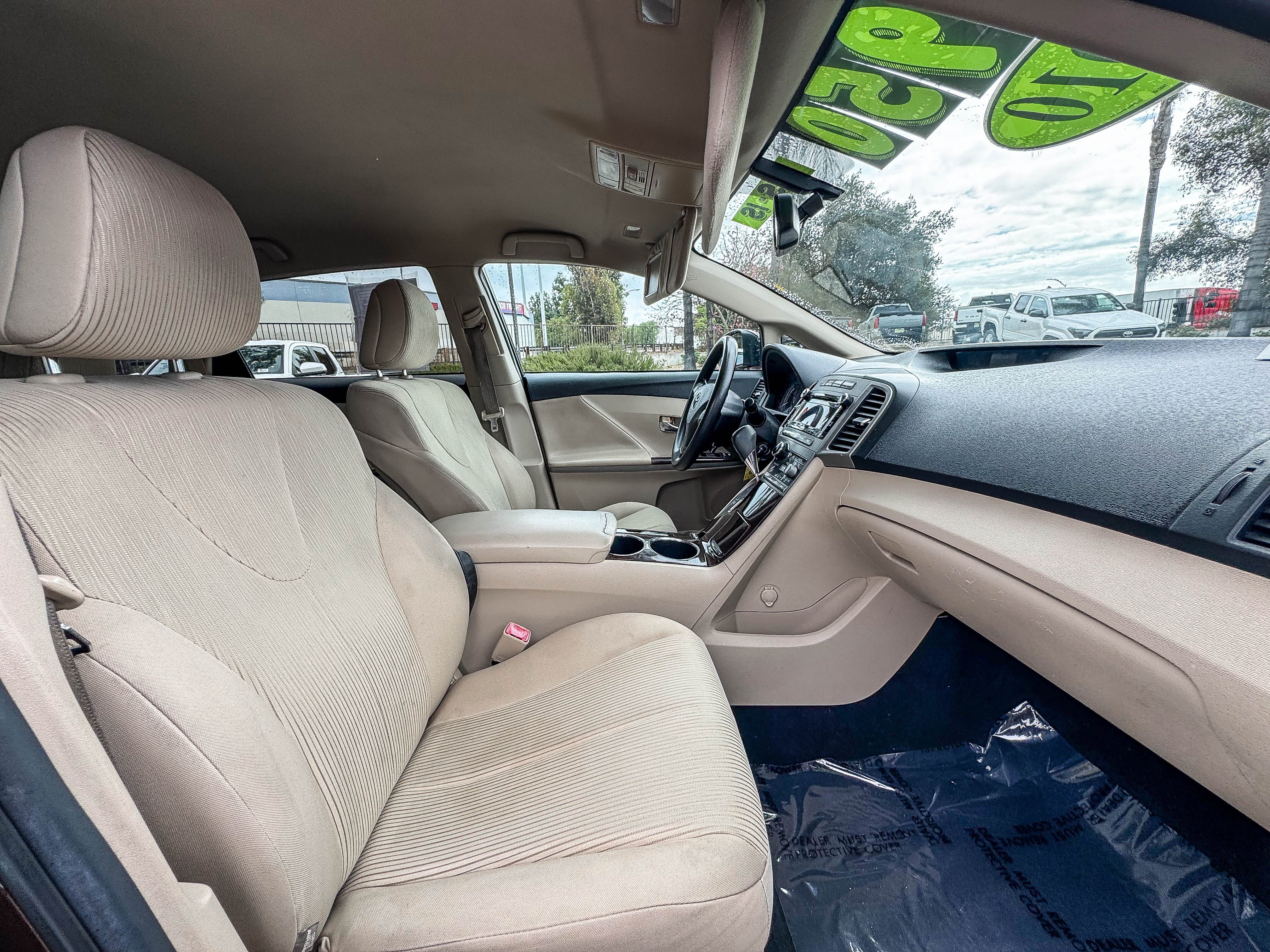 Used 2010 Toyota Venza FWD image 16