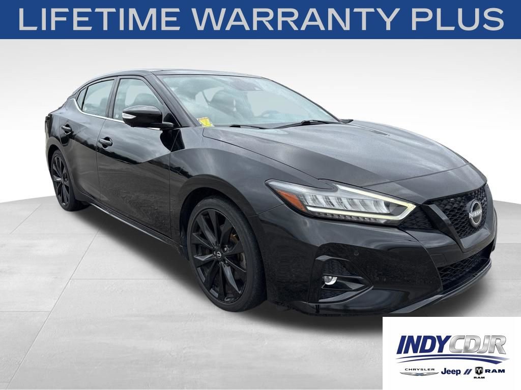 Used 2023 Nissan Maxima SR w/ Sport Mat Group FWD image 3