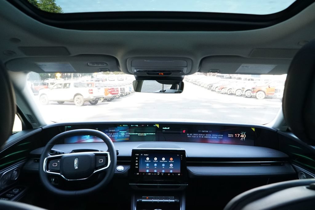 New 2026 Lincoln Nautilus Reserve AWD/4WD image 14