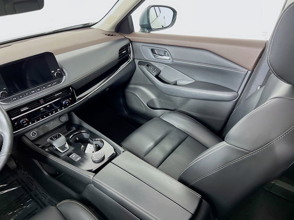 Used 2023 Nissan Rogue SL w/ SL Premium Package image 23