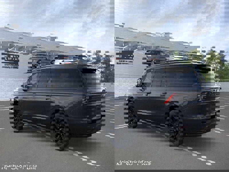 New 2026 Lincoln Navigator L Reserve image 4