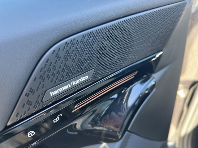 New 2026 BMW 530i w/ Premium Package image 18