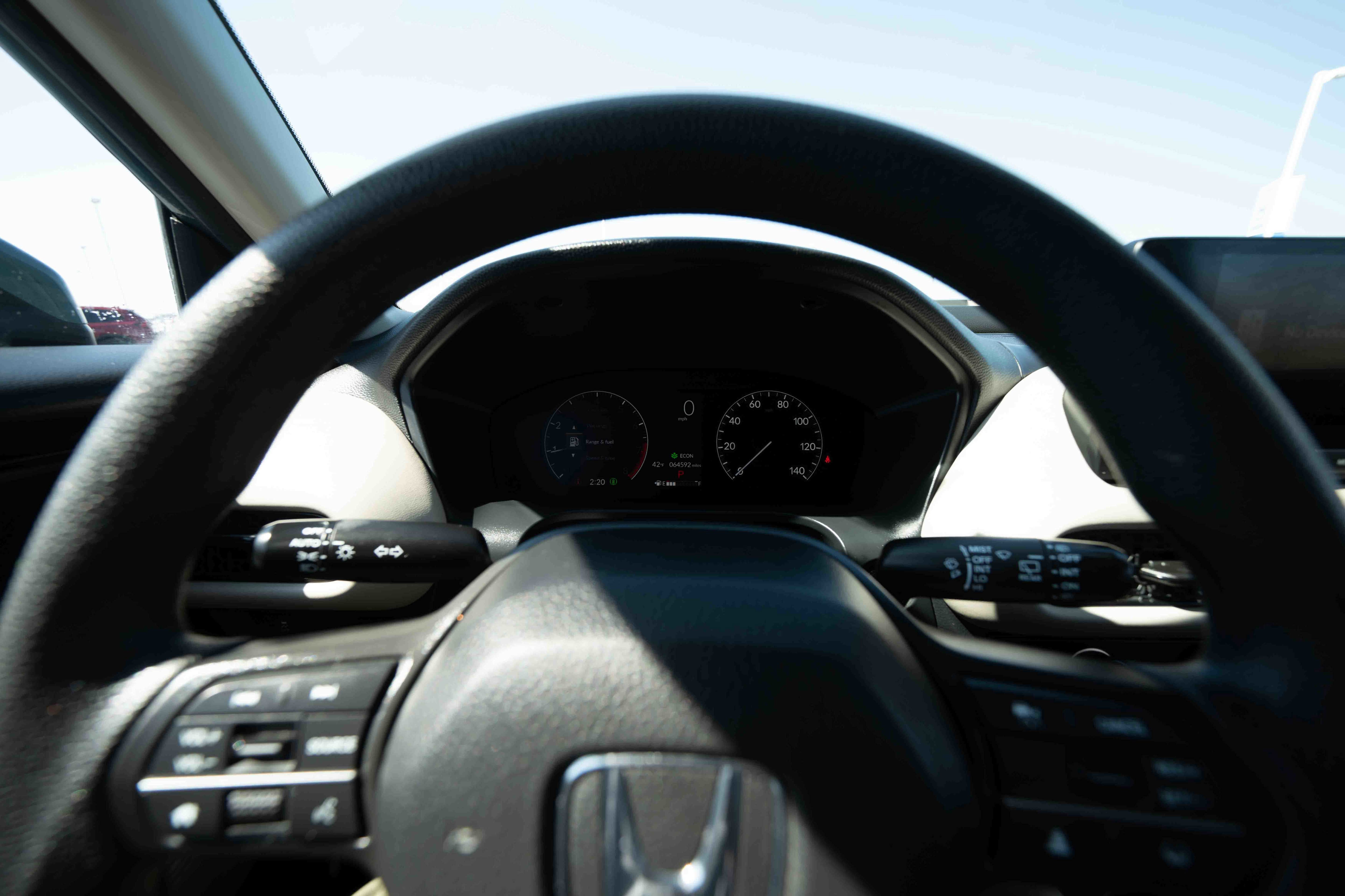 Used 2023 Honda HR-V LX image 15