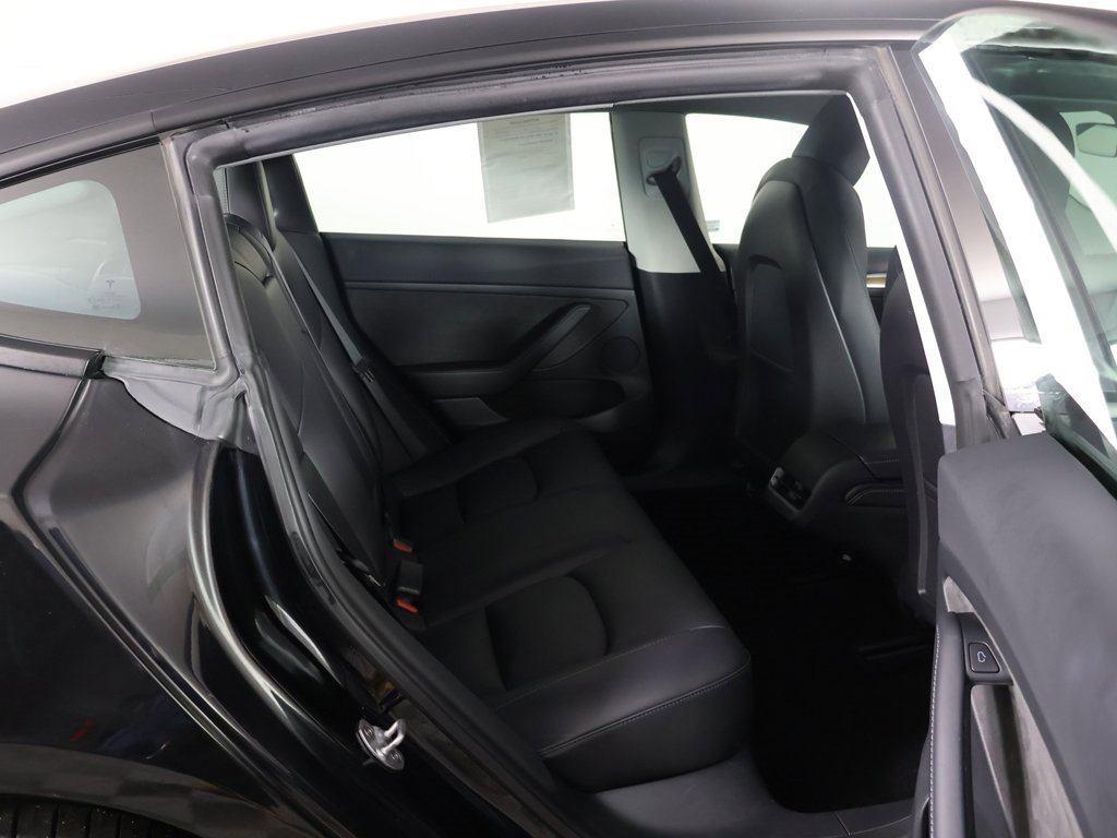 Used 2023 Tesla Model 3 Standard Range image 33