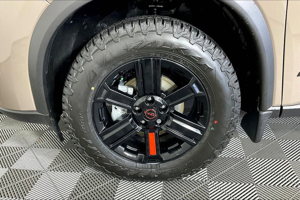 Certified 2025 Nissan Rogue SV w/ Rock Creek Premium Package image 17