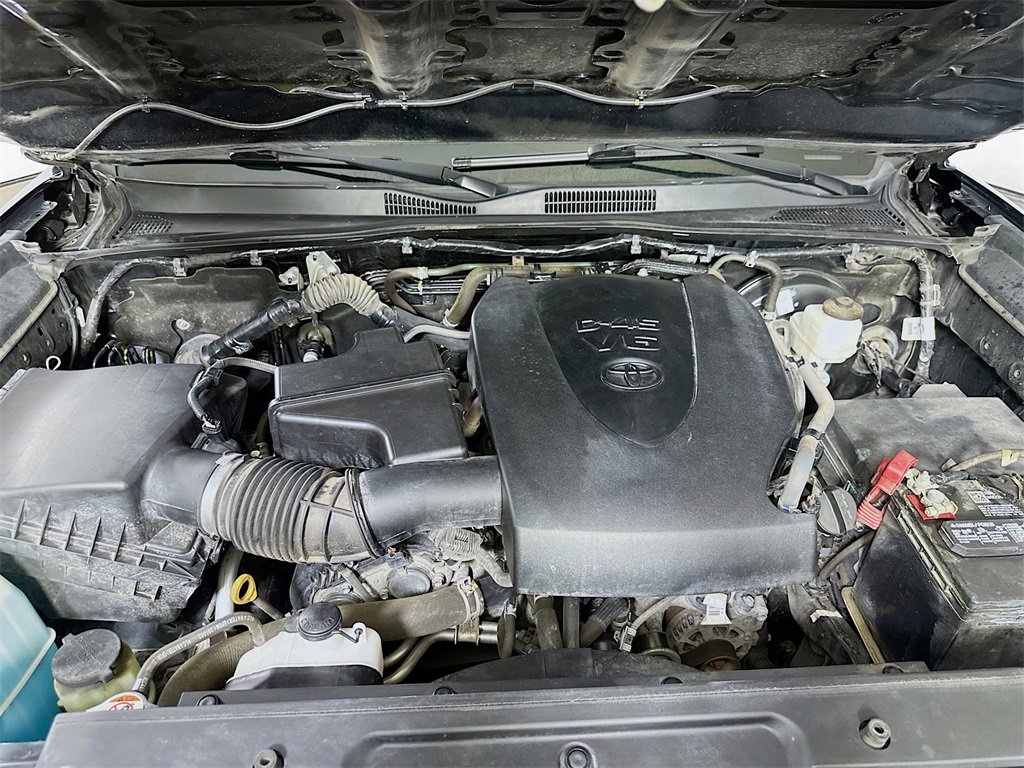 Used 2021 Toyota Tacoma SR5 image 9