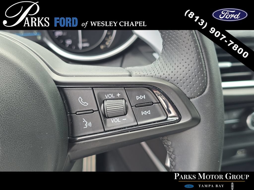 Used 2023 Alfa Romeo Stelvio Sprint RWD image 30