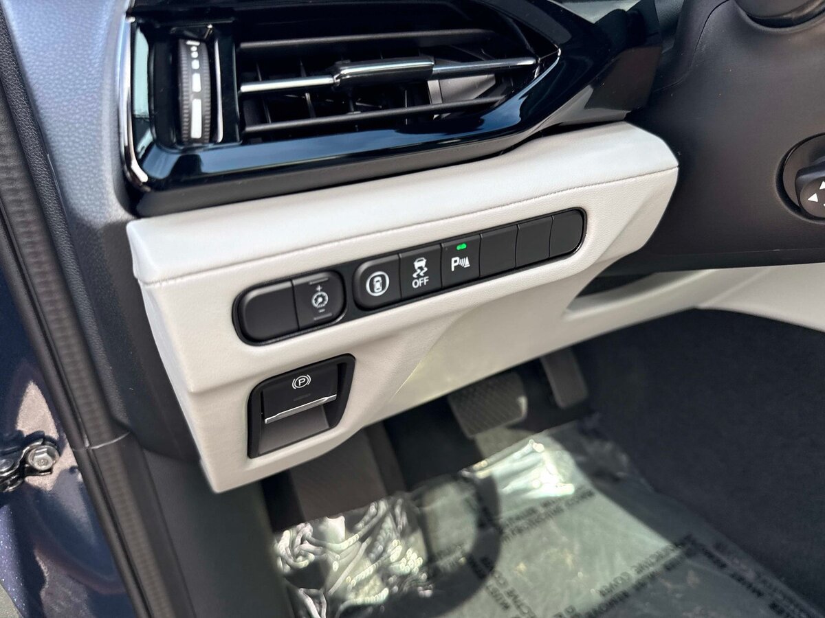Certified 2026 Acura MDX w/ Technology Package FWD image 21