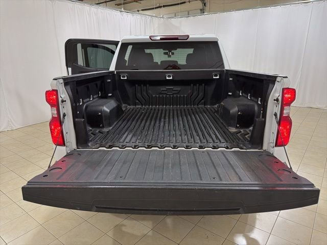 Used 2021 Chevrolet Silverado 1500 LT w/ Z71 Off-Road Package AWD/4WD image 22